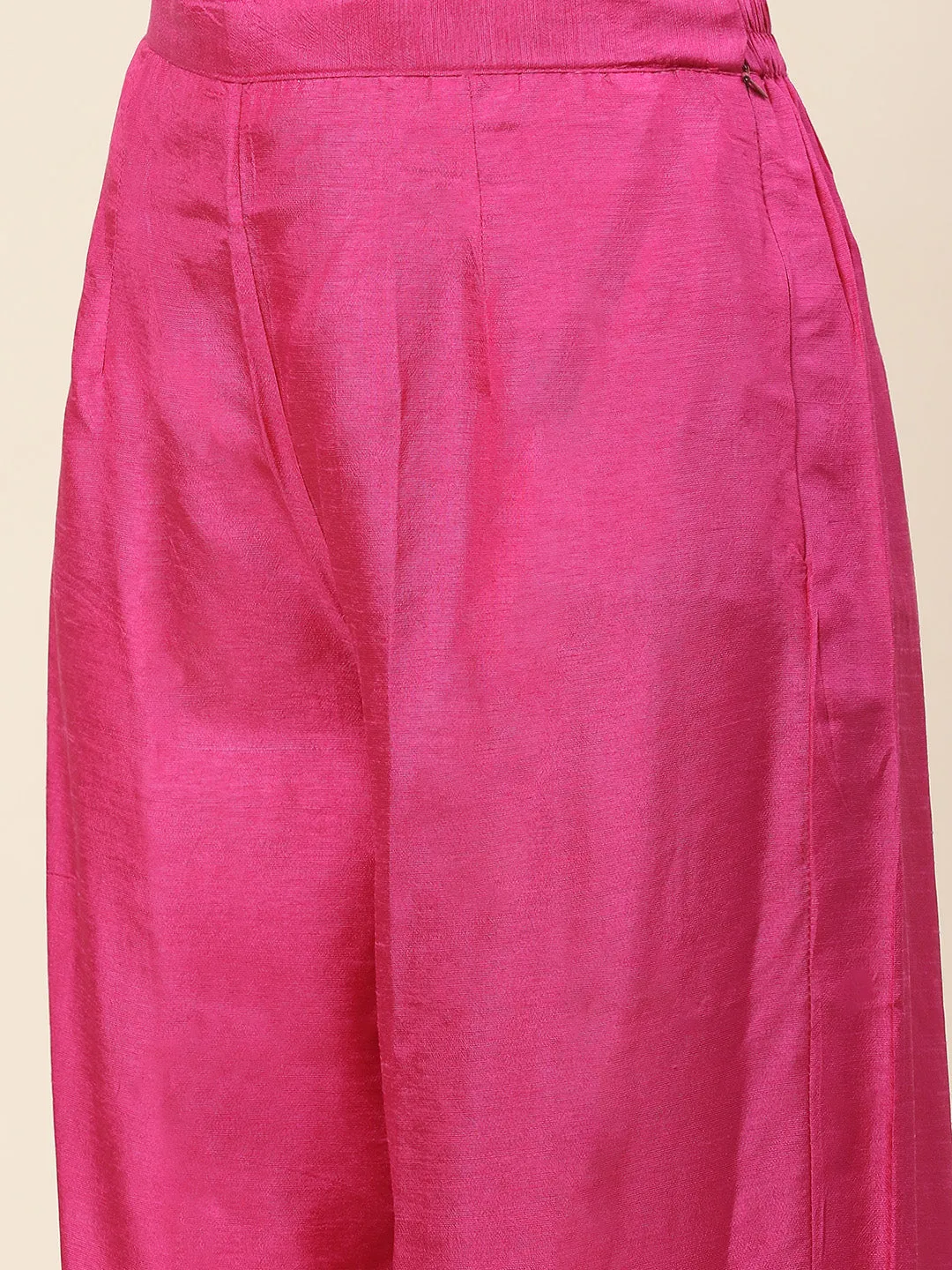 Bandhani Printed Crepe Kurta With Pants & Dupatta