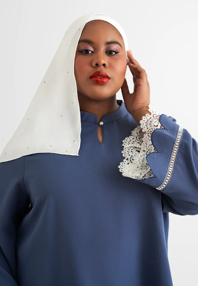Lamisa Mandarin Collar Scallop Lace Kurung Set
