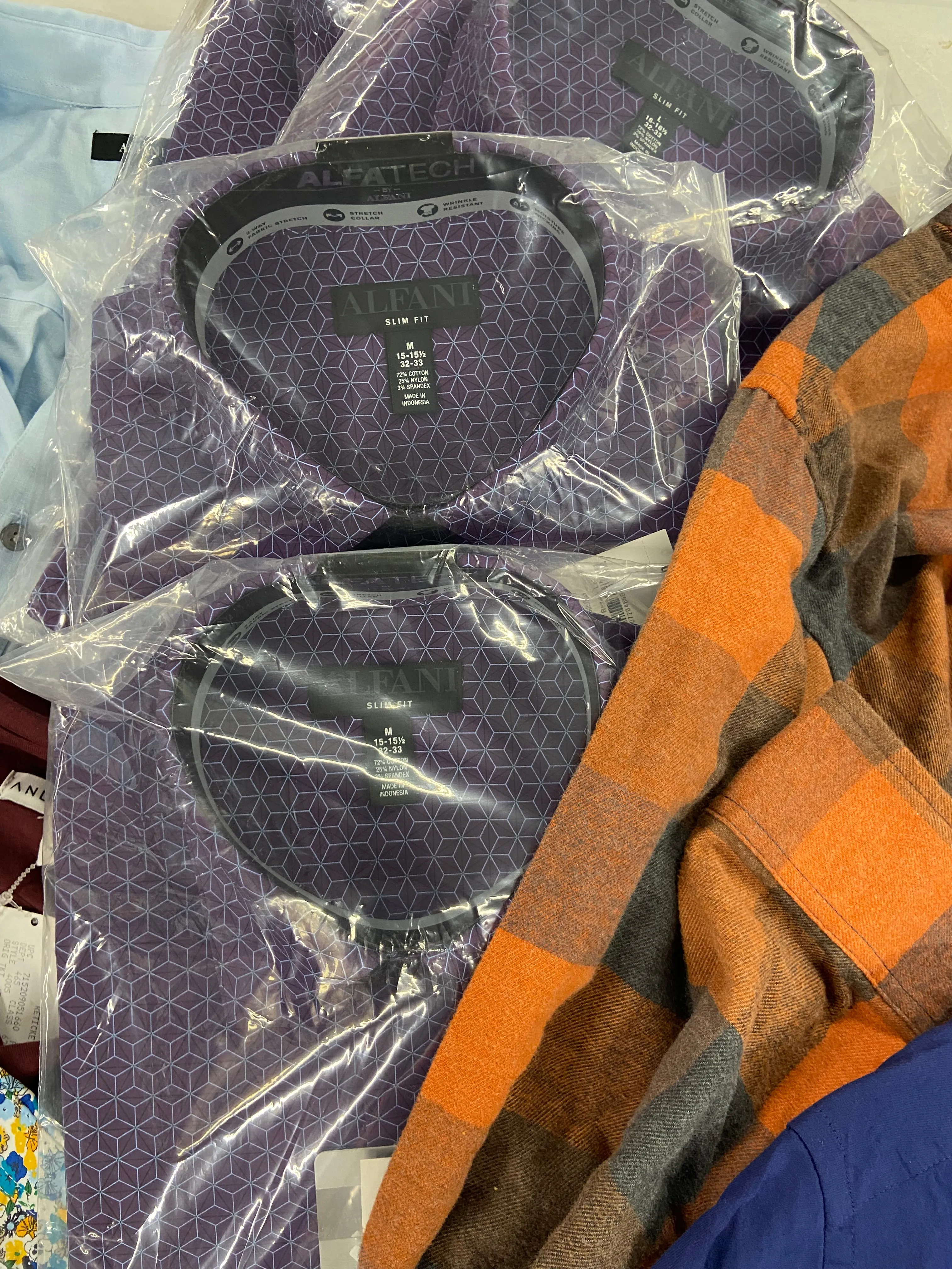 Men's Clothing Dress Shirts Wholesale Lot, MICHAEL KORS, WEATHERPROOF, JAYWALKER, CLUB ROOM, ALFANI, 16 items, Shelf Pulls, MSRP $944